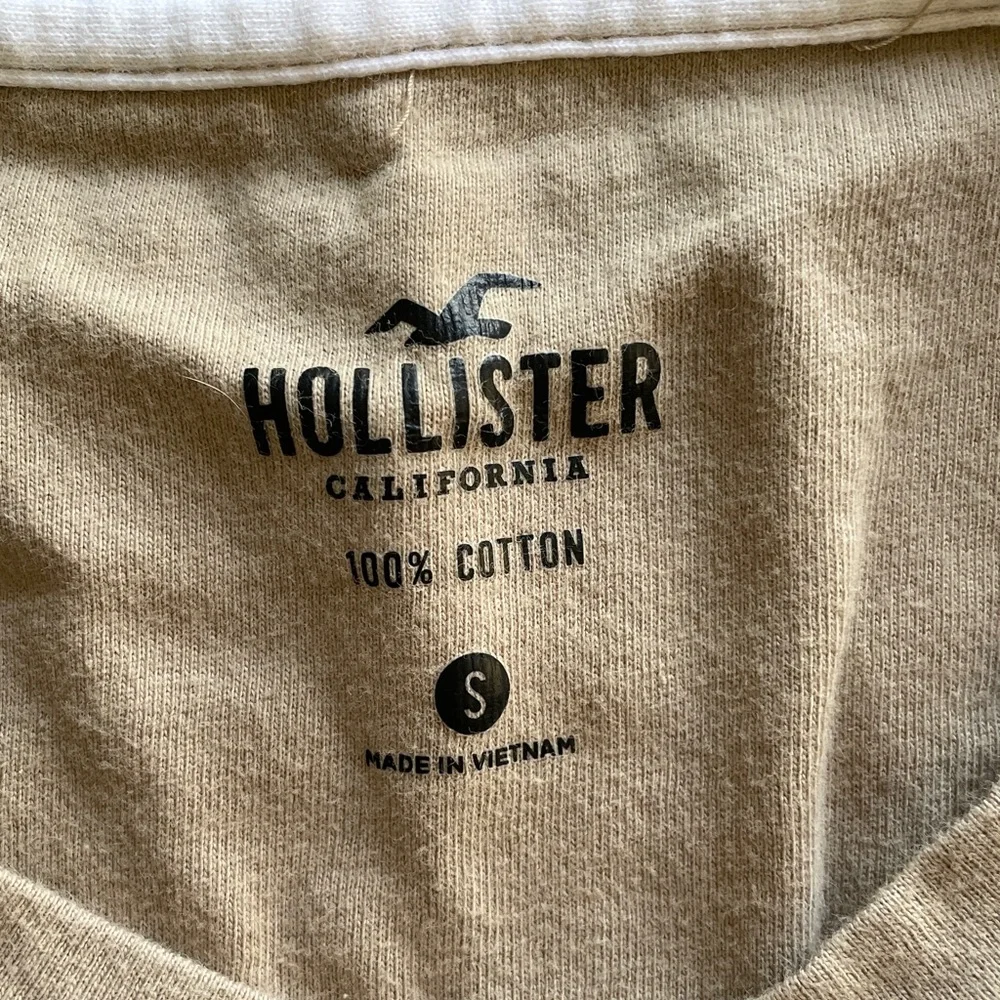Hollister Men's Short Sleeve Shirt - Tan and White Stripes
